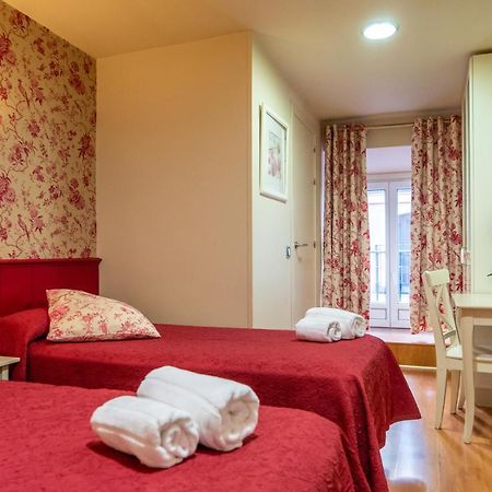 Hostal Matheu Мадрид Екстериор снимка