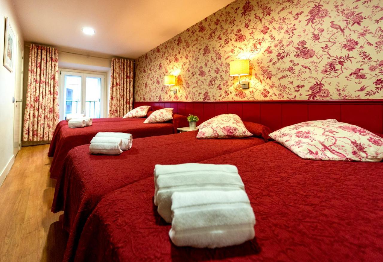 Hostal Matheu Мадрид Екстериор снимка