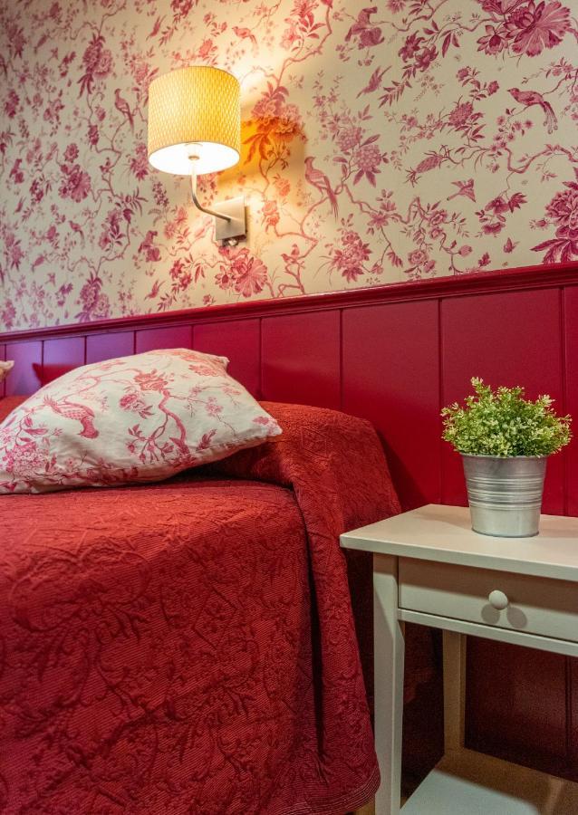 Hostal Matheu Мадрид Екстериор снимка
