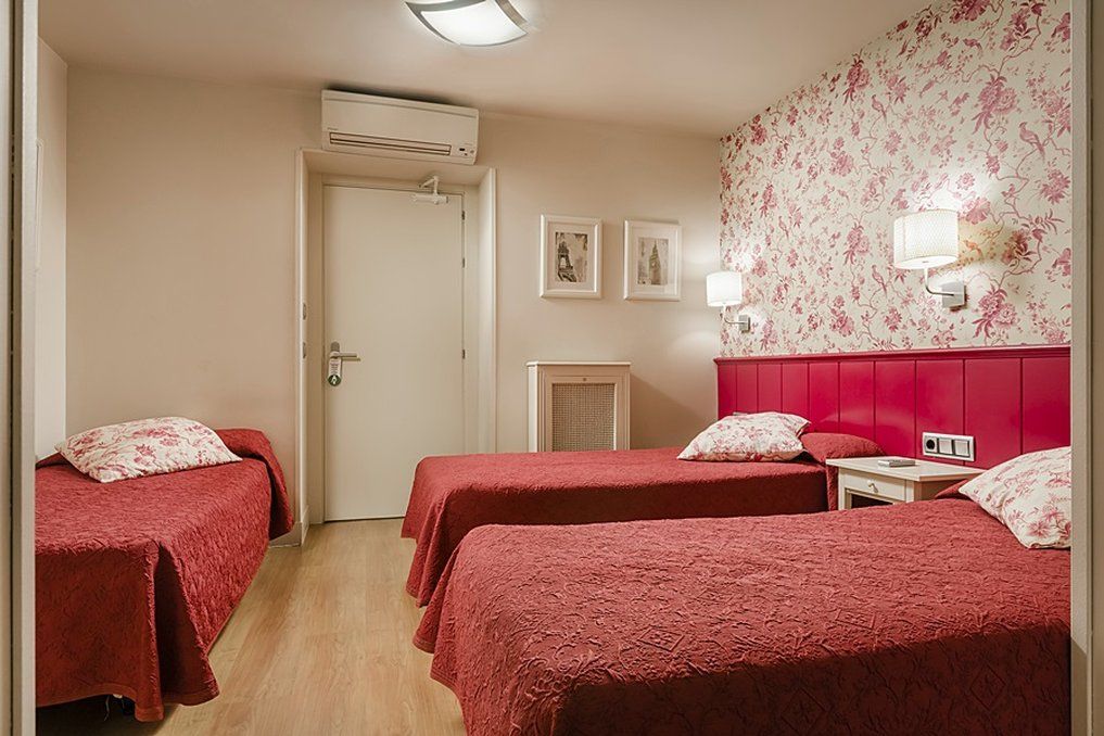 Hostal Matheu Мадрид Екстериор снимка